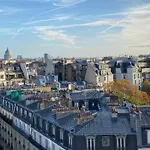 Gorgeous Penthouse Overlooking The Paris Skyline