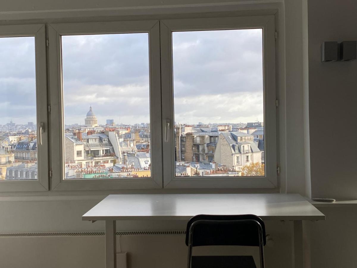 Gorgeous Penthouse Overlooking The Skyline * Parijs