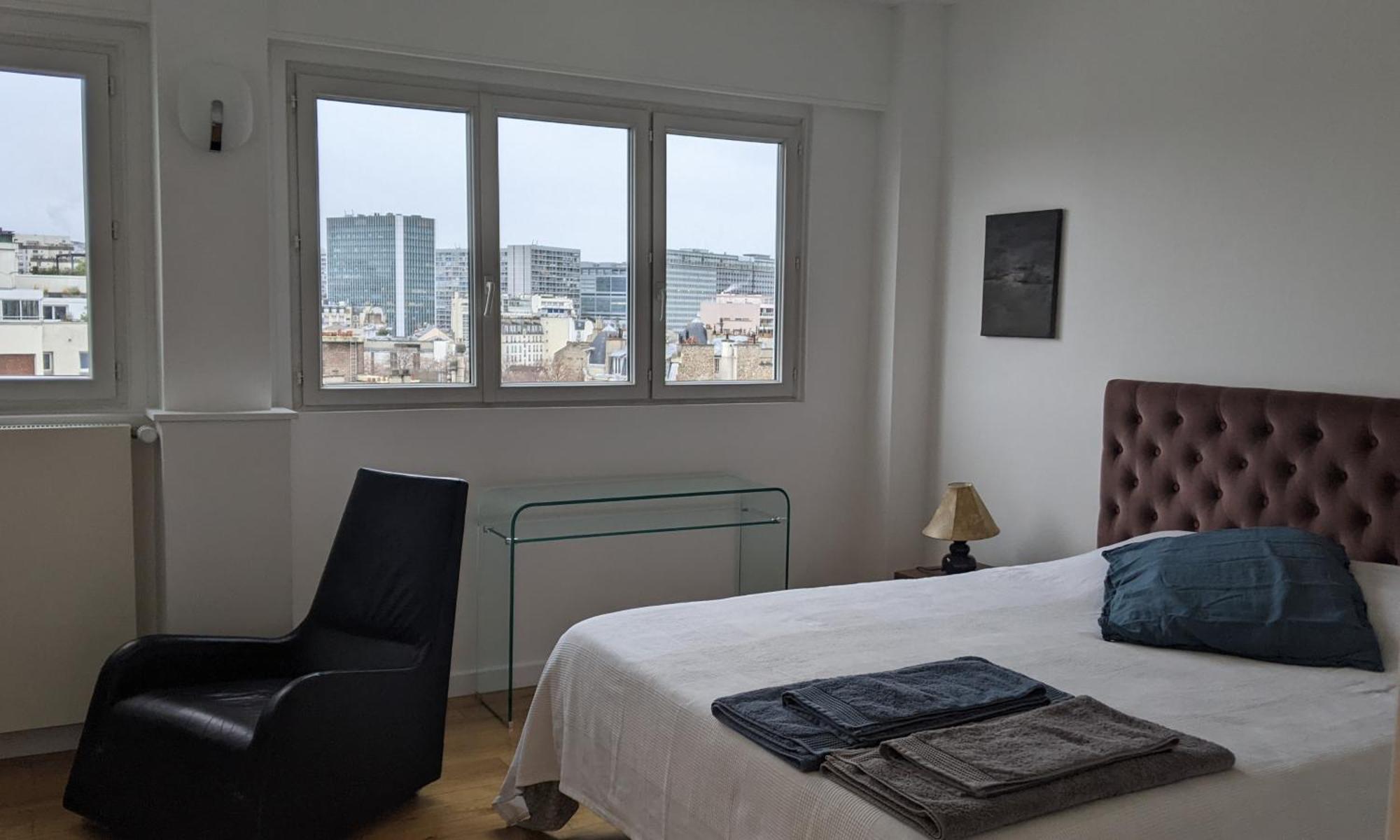 Gorgeous Penthouse Overlooking The Skyline Appartement *