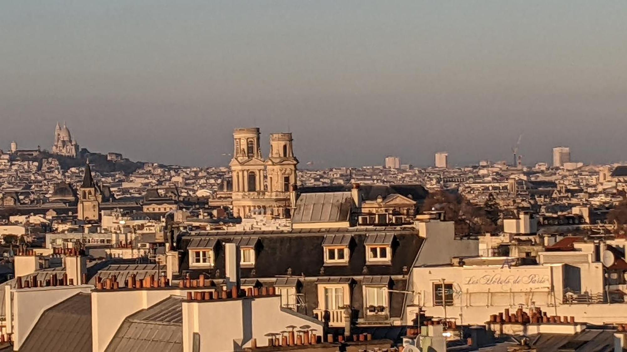 Gorgeous Penthouse Overlooking The Skyline Appartement Parijs