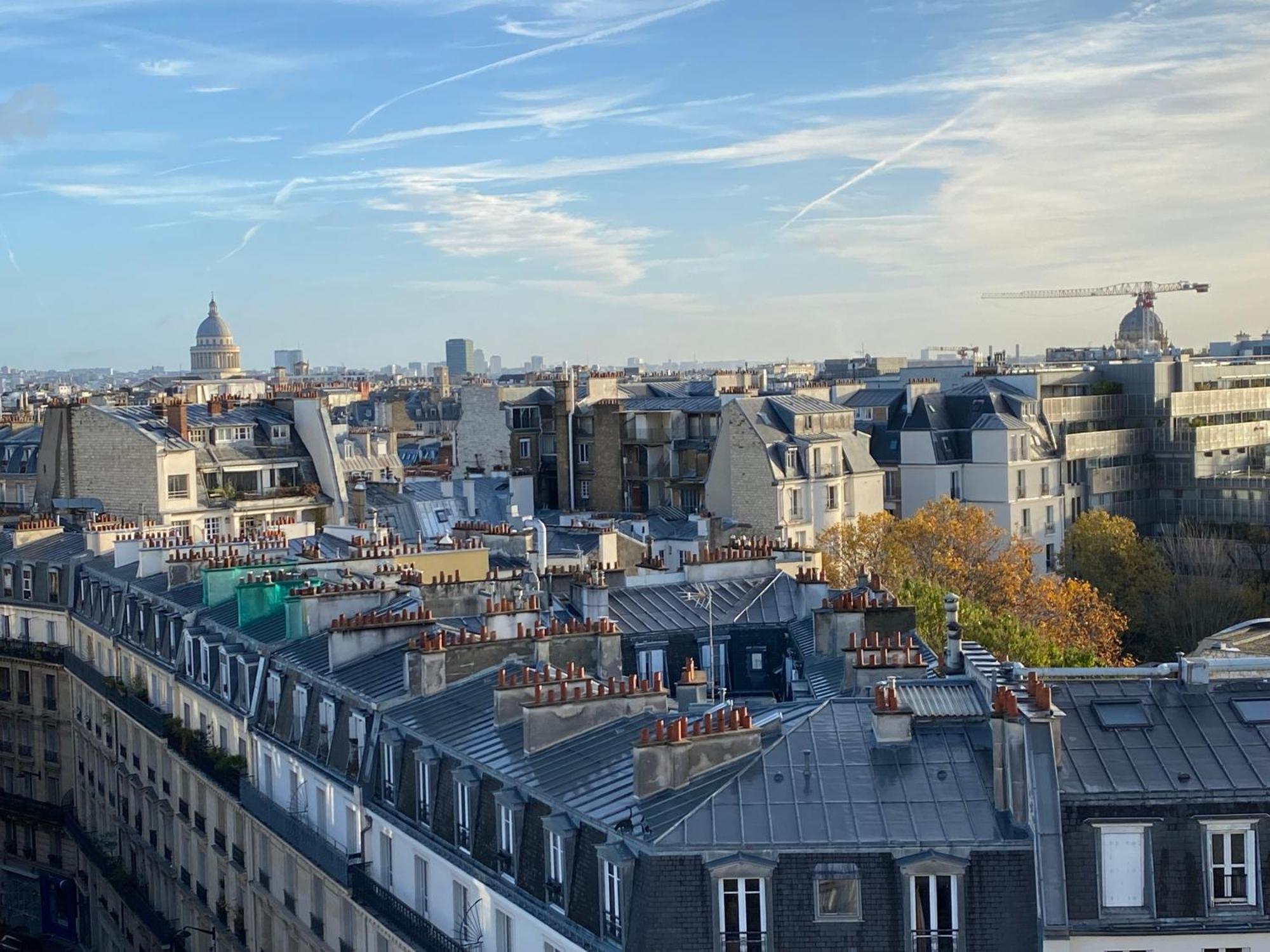 Gorgeous Penthouse Overlooking The Skyline Appartement *